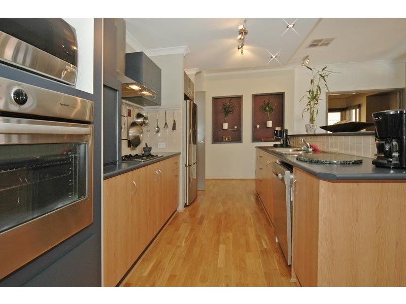 5 Chandela Loop, Currambine WA 6028