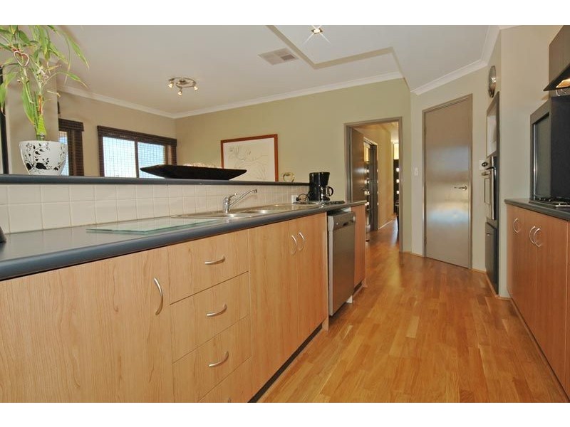 5 Chandela Loop, Currambine WA 6028