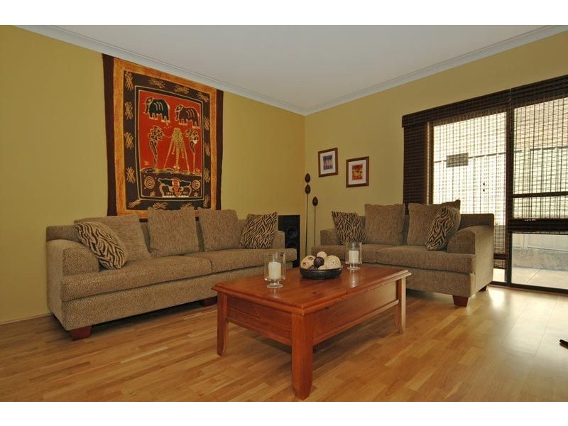 5 Chandela Loop, Currambine WA 6028