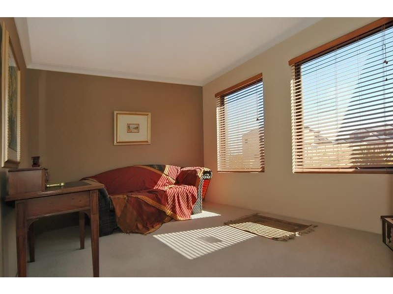 5 Chandela Loop, Currambine WA 6028