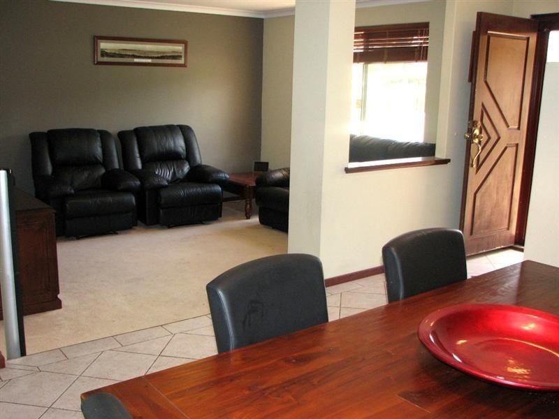 11 Santa Monica Parade, Iluka WA 6028