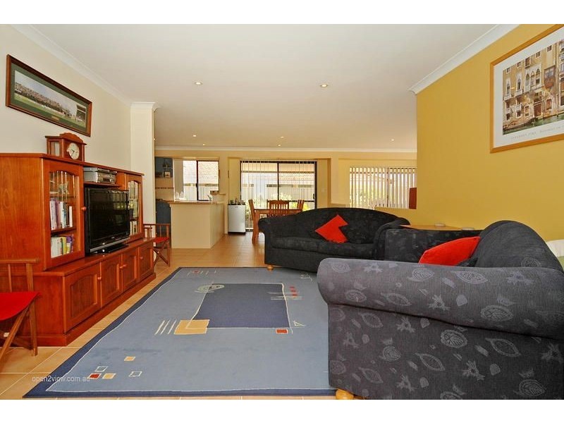 9 Karoo Way, Pearsall WA 6065