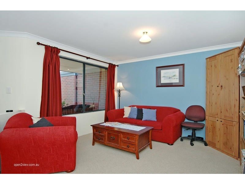 9 Karoo Way, Pearsall WA 6065