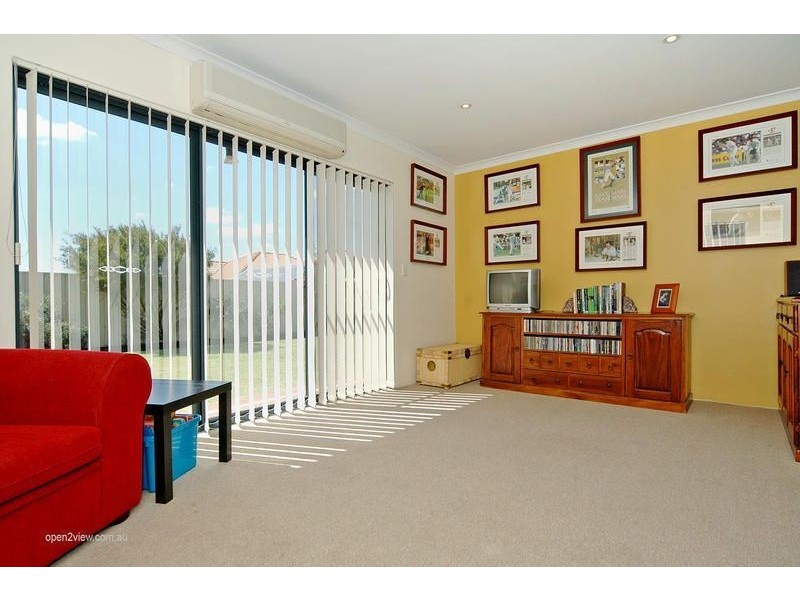 9 Karoo Way, Pearsall WA 6065