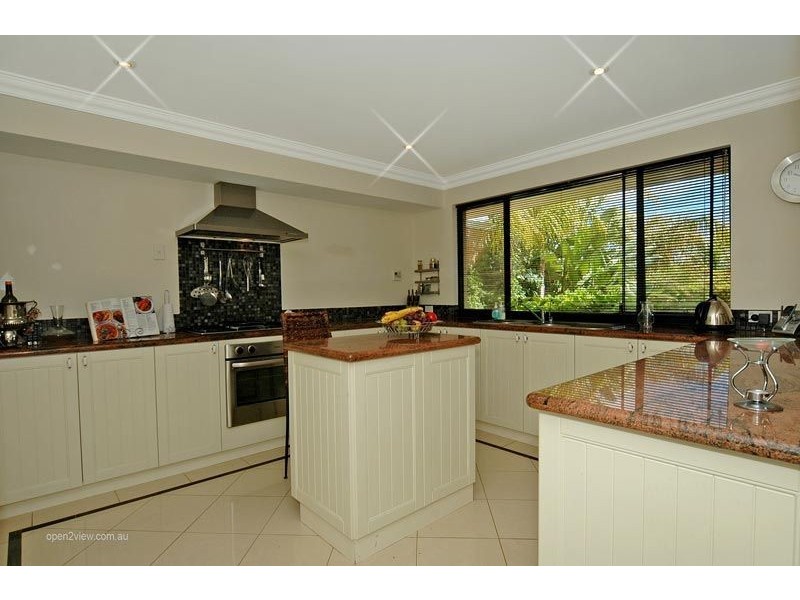 2 Montebello Avenue, Heathridge WA 6027