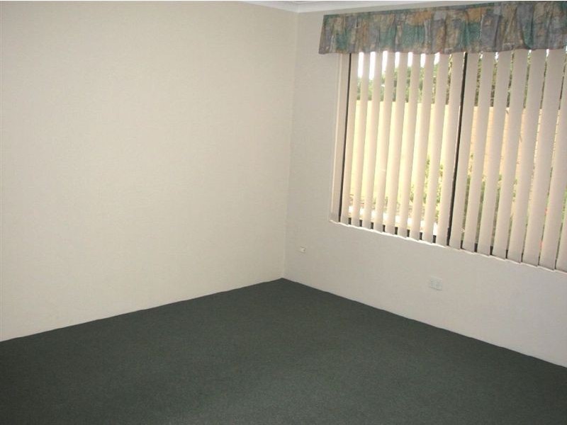 2 Ayr Way, Mindarie WA 6030