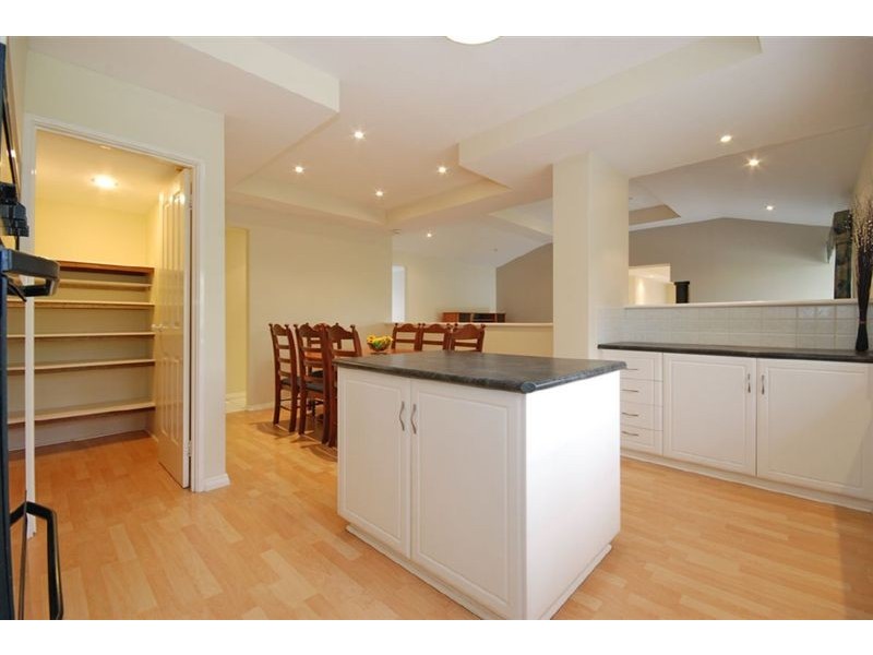 5 Keatons Lane, Iluka WA 6028