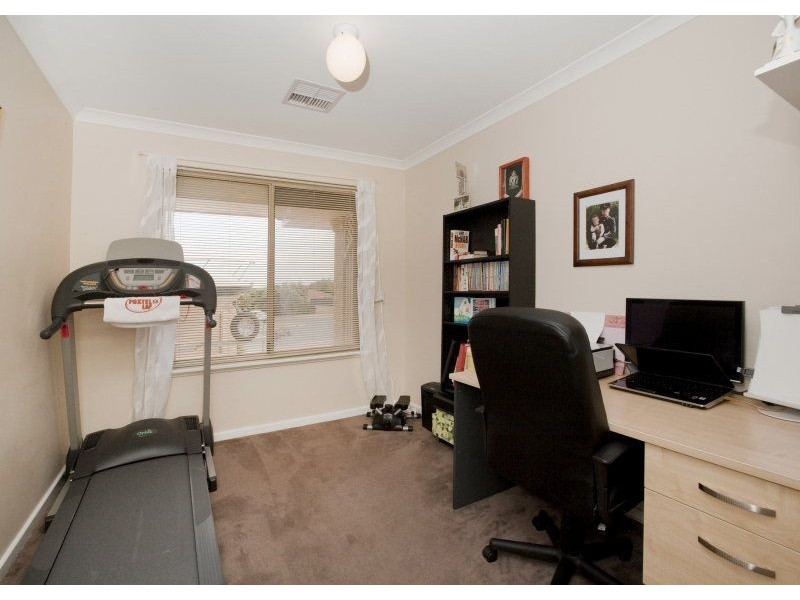 2 Culloch Way, Kinross WA 6028
