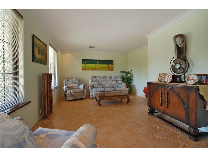 3 Lina Close, Craigie WA 6025