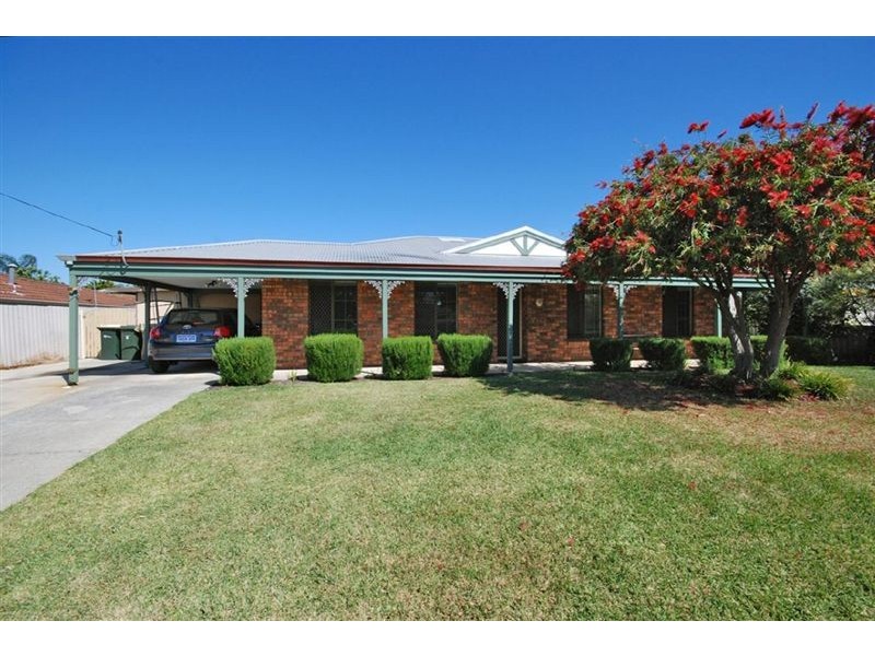 3 Lina Close, Craigie WA 6025