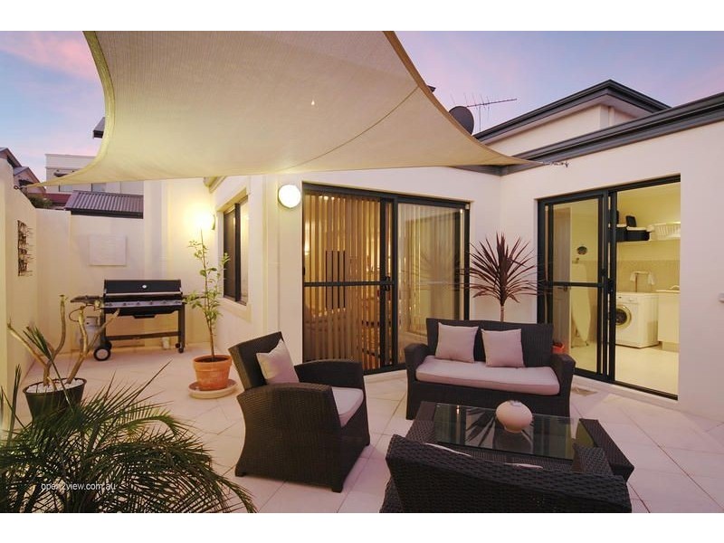 1 Shelduck Crescent, Joondalup WA 6027