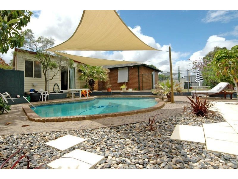 1 Grevillea Place, Heathridge WA 6027