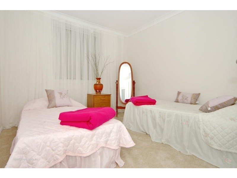 1 Grevillea Place, Heathridge WA 6027