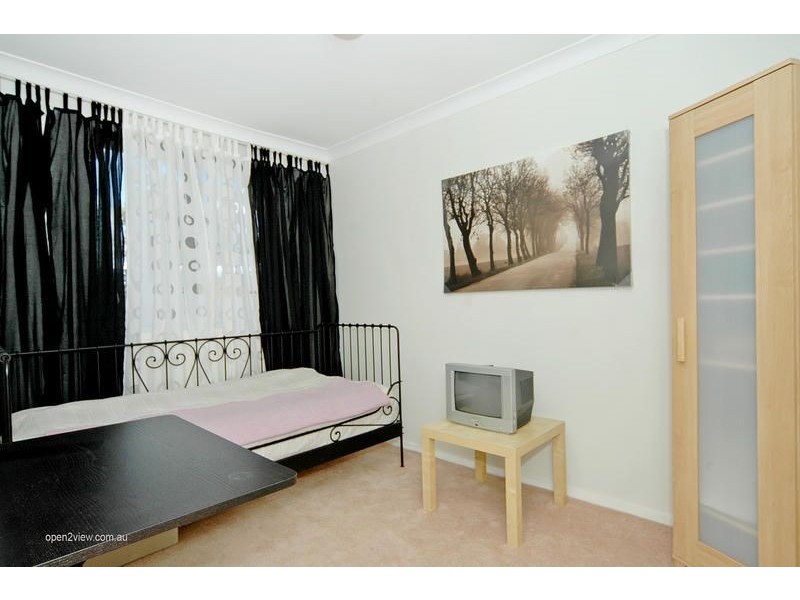 1 Grevillea Place, Heathridge WA 6027