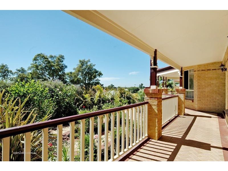 36 Phillips Fox Terrace, Woodvale WA 6026