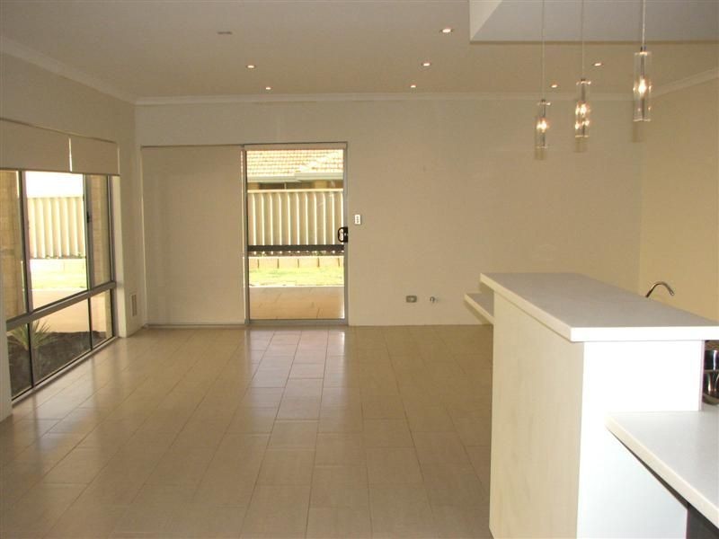 70 Berlotto Drive, Tapping WA 6065