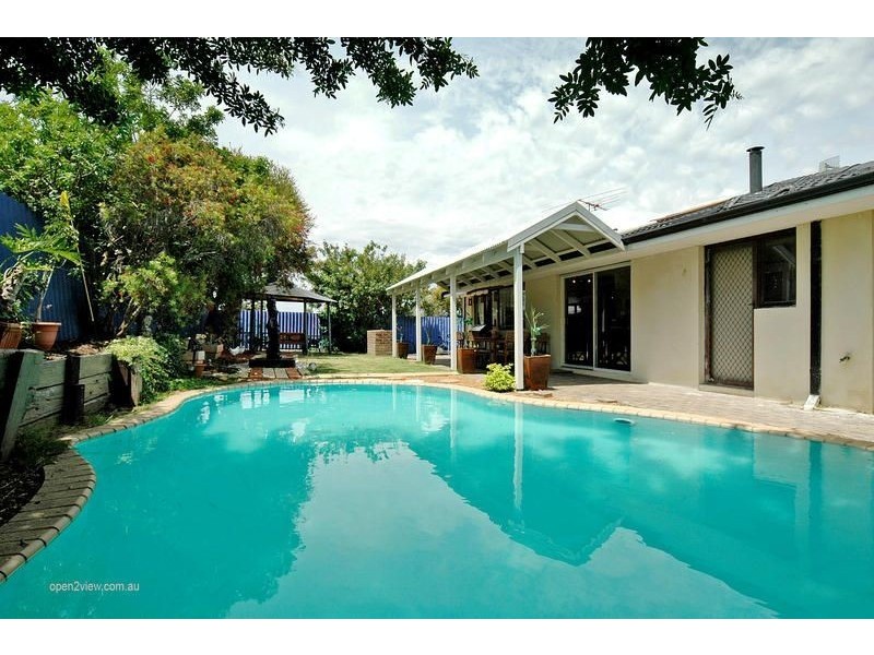 9 Lowes Way, Padbury WA 6025