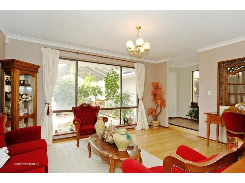 9 Lowes Way, Padbury WA 6025