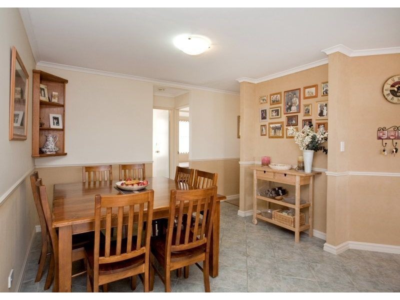 135 Roxburgh Circle, Kinross WA 6028