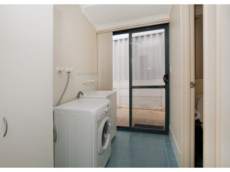 135 Roxburgh Circle, Kinross WA 6028