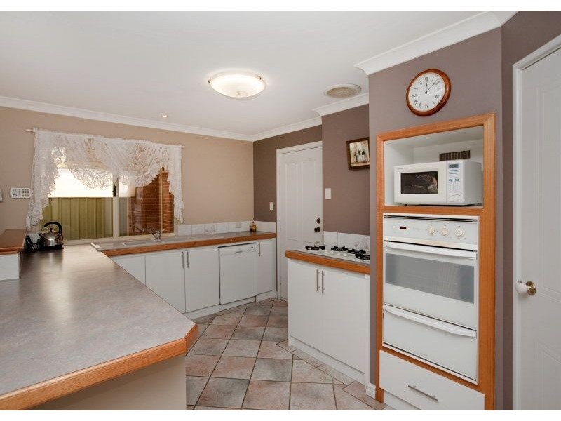 27 Craignish Loop, Kinross WA 6028