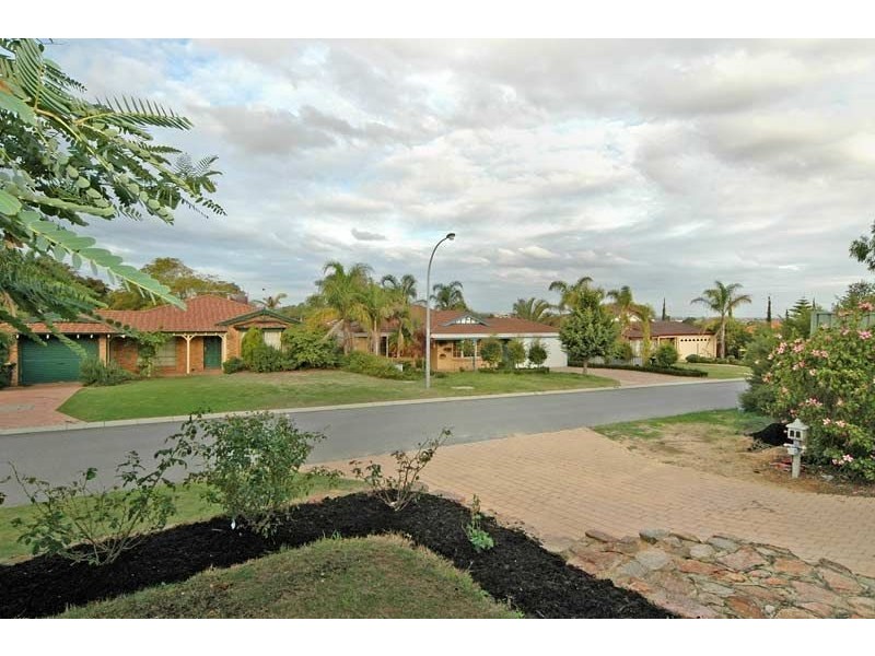 3 Quillen View, Joondalup WA 6027
