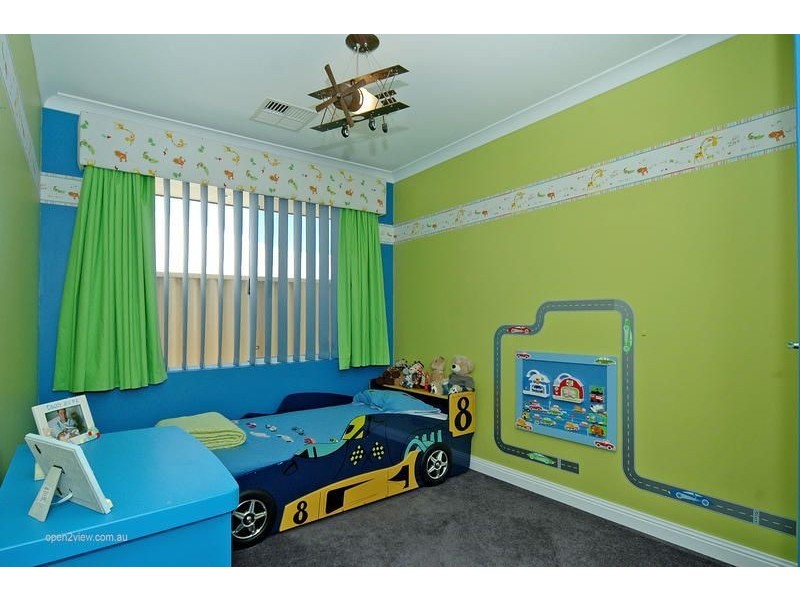 11 Cabanel Brace, Tapping WA 6065