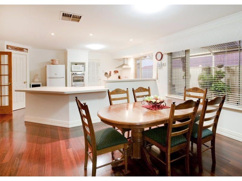 58 Blairgowie Heights, Kinross WA 6028