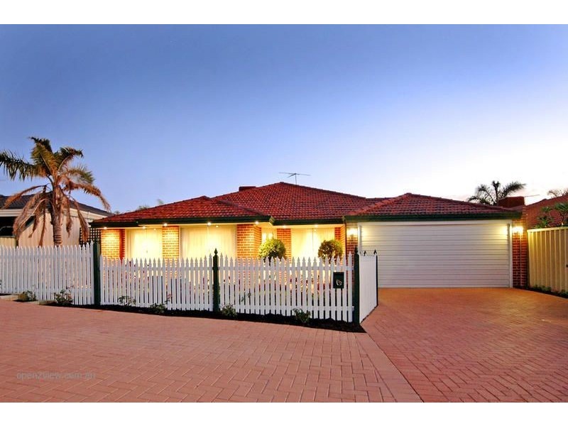 3 Kirkdale Turn, Kinross WA 6028