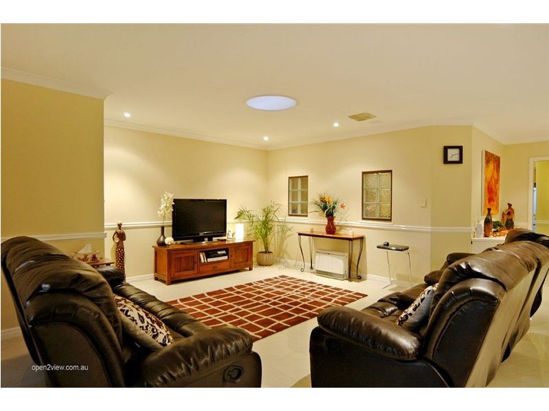 1 Geoff Russell Drive, Kinross WA 6028