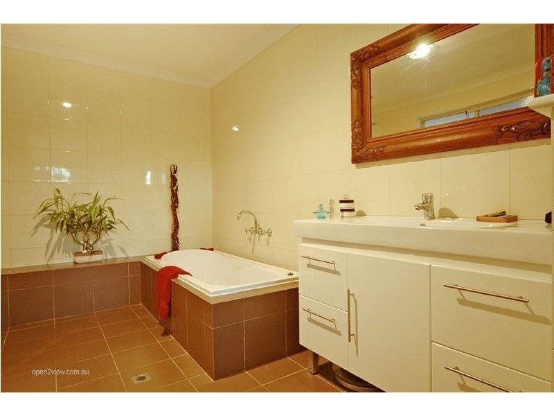 1 Geoff Russell Drive, Kinross WA 6028