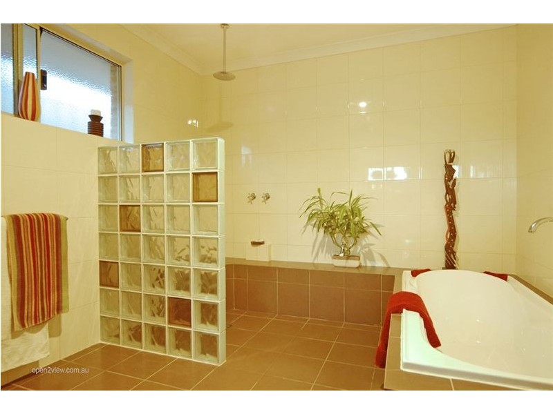 1 Geoff Russell Drive, Kinross WA 6028