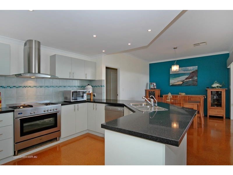 32 Beachside Parade, Yanchep WA 6035