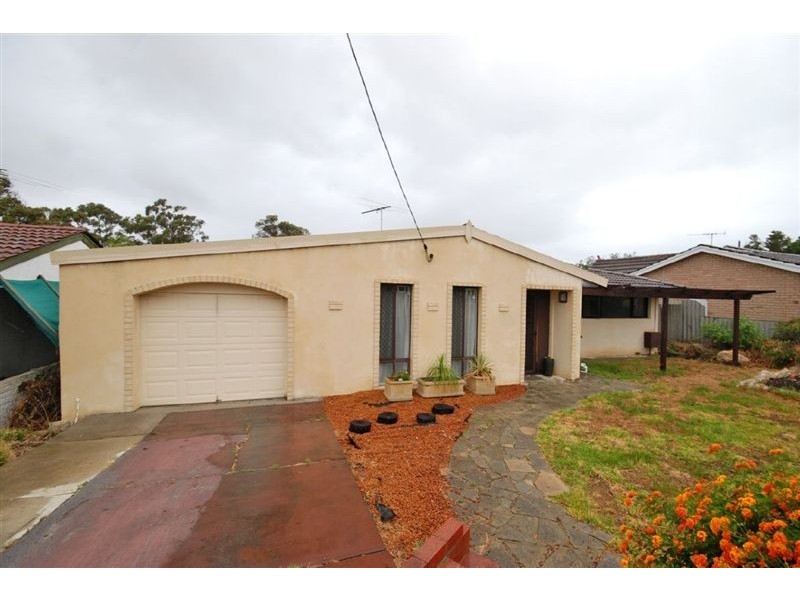 30 Craigie Drive, Craigie WA 6025