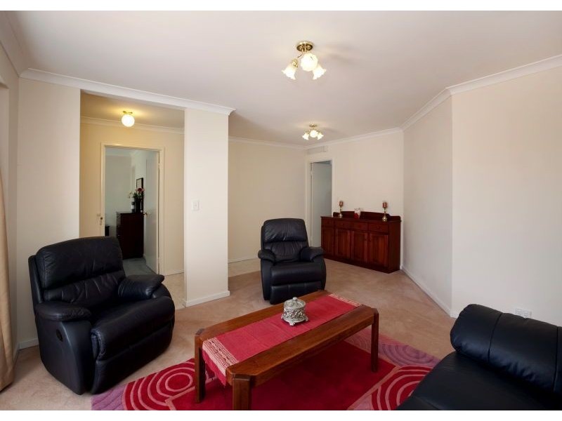 22 Fisherton Circuit, Kinross WA 6028