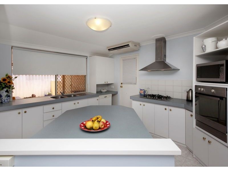 22 Fisherton Circuit, Kinross WA 6028