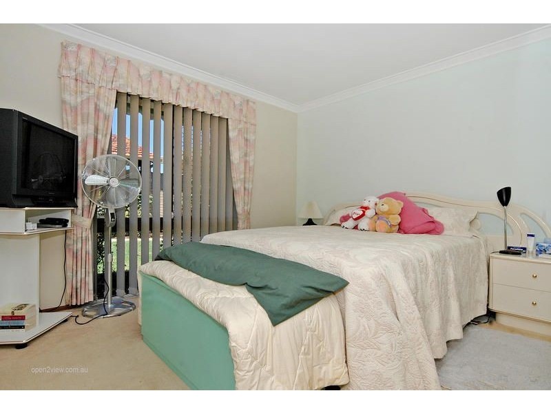3B Charing Crescent, Marangaroo WA 6064