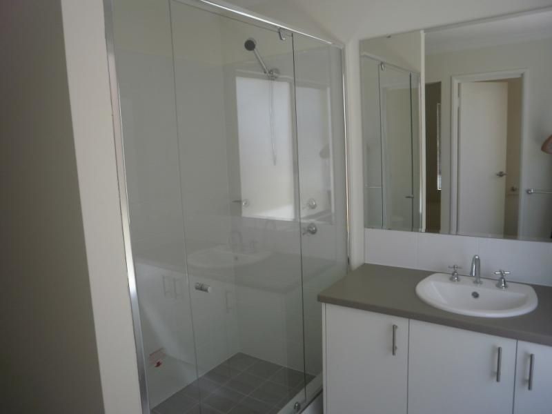 21 LINDSAY BEACH  BOULEVARD  YANC, Yanchep WA 6035