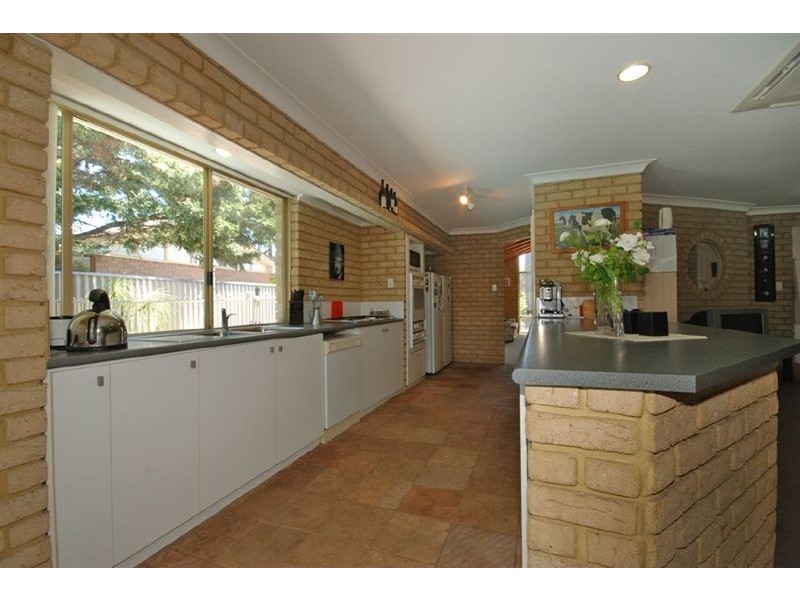 7 Quesnel Place, Joondalup WA 6027