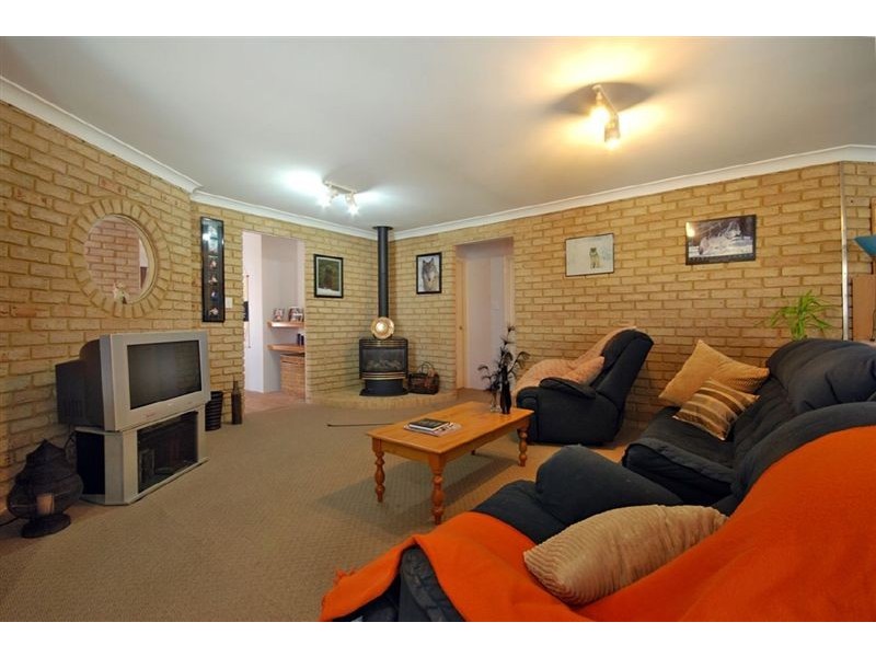 7 Quesnel Place, Joondalup WA 6027