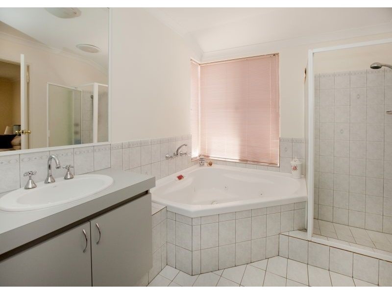 14 Congressional Crescent, Connolly WA 6027