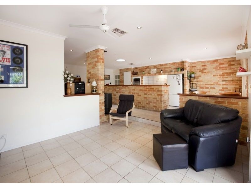 14 Congressional Crescent, Connolly WA 6027