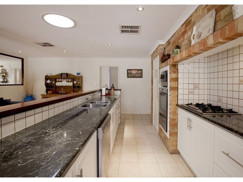 14 Congressional Crescent, Connolly WA 6027