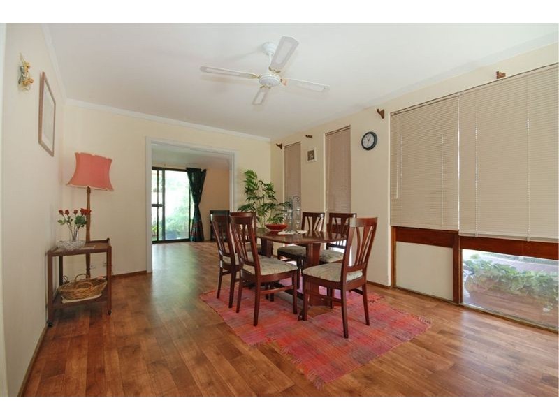 8 Currajong Crescent, Craigie WA 6025