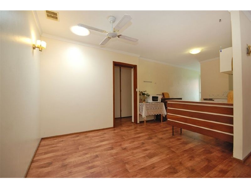 8 Currajong Crescent, Craigie WA 6025