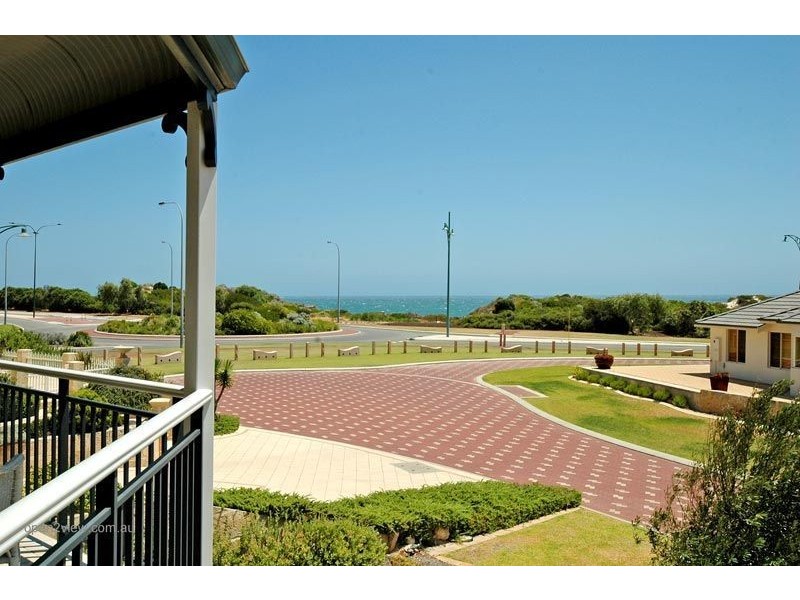 3 Cavello View, Iluka WA 6028