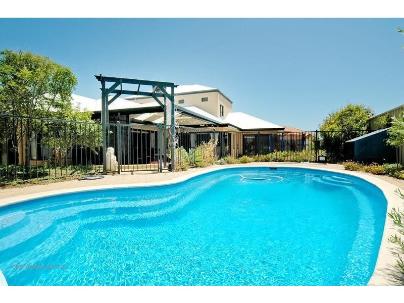 3 Cavello View, Iluka WA 6028