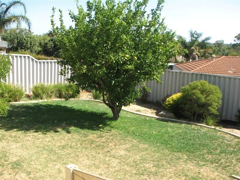 17 Blythewood Way, Heathridge WA 6027