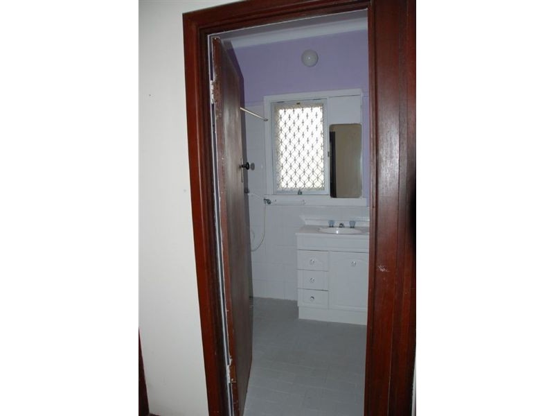 102 Ravenswood Drive, Nollamara WA 6061