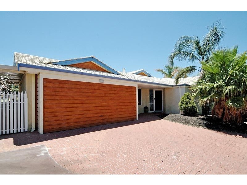 1 Lundy Court, Currambine WA 6028